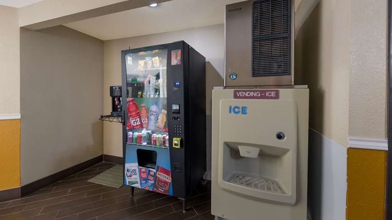 <b>Quality Inn Other</b>. Images powered by <a href="https://iceportal.shijigroup.com/" title="IcePortal" target="_blank">IcePortal</a>.