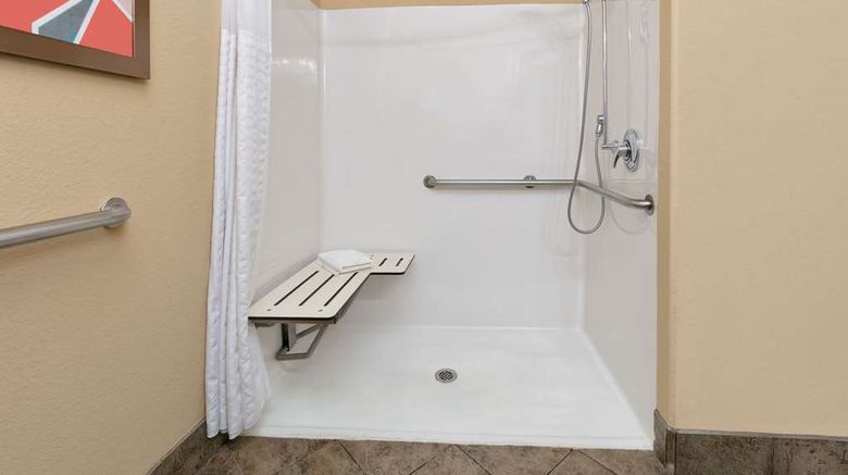 <b>Comfort Suites Arlington Room</b>. Images powered by <a href="https://iceportal.shijigroup.com/" title="IcePortal" target="_blank">IcePortal</a>.