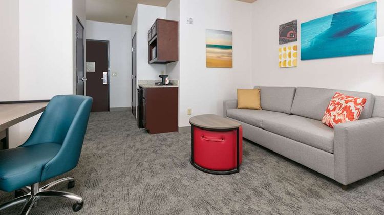 Comfort Suites Arlington Suite