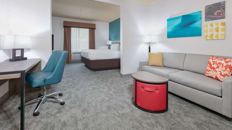<b>Comfort Suites Arlington Suite</b>. Images powered by <a href="https://iceportal.shijigroup.com/" title="IcePortal" target="_blank">IcePortal</a>.
