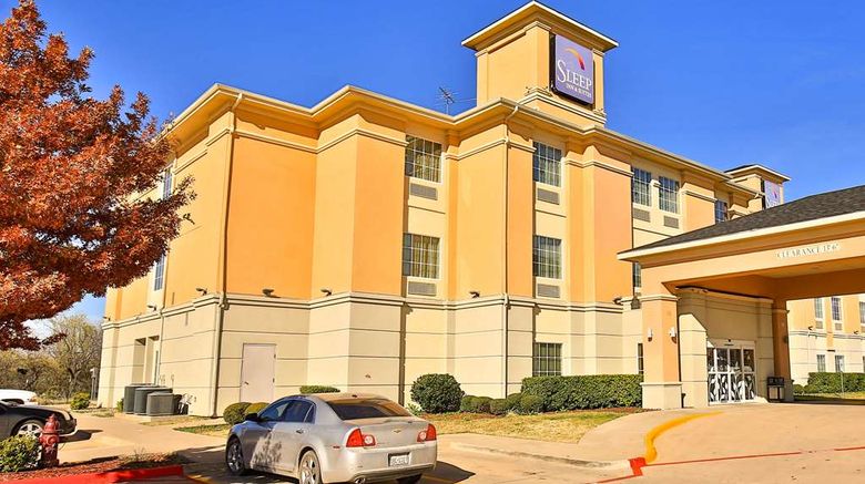 <b>Sleep Inn & Suites University Exterior</b>. Images powered by <a href="https://iceportal.shijigroup.com/" title="IcePortal" target="_blank">IcePortal</a>.
