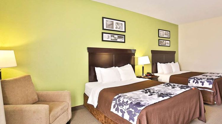 Sleep Inn & Suites University Room