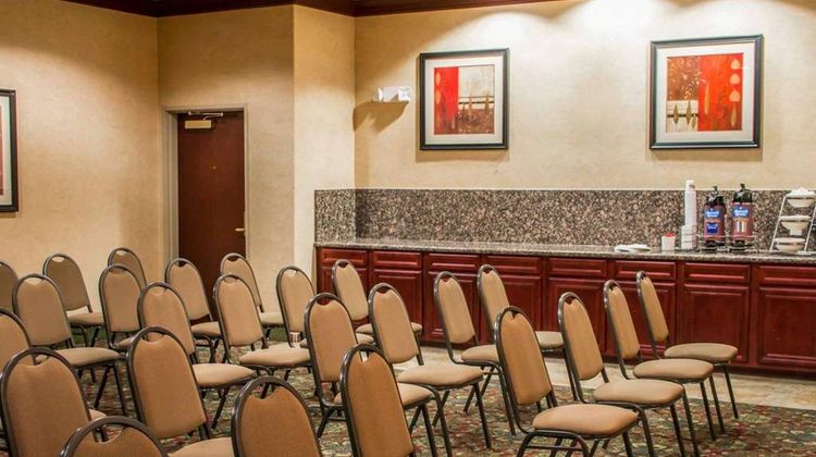 Sleep Inn & Suites at Six Flags Meeting