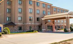 Sleep Inn & Suites at Six Flags