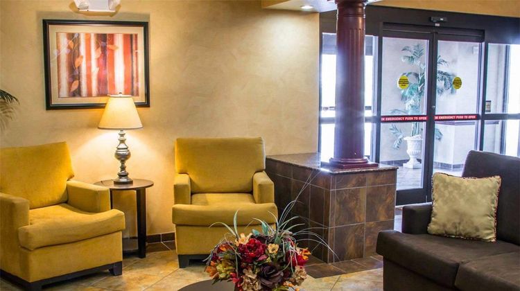 Sleep Inn & Suites at Six Flags Lobby