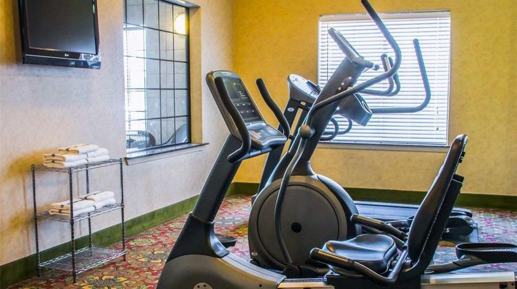 Sleep Inn & Suites at Six Flags Health