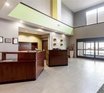 Comfort Suites Lobby