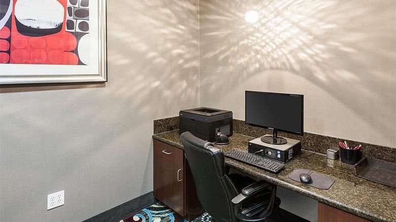 <b>Comfort Suites Other</b>. Images powered by <a href="https://iceportal.shijigroup.com/" title="IcePortal" target="_blank">IcePortal</a>.