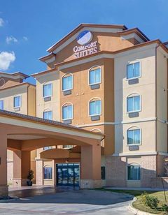Comfort Suites at Lake Worth