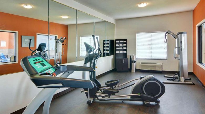 <b>Comfort Suites at Lake Worth Health</b>. Images powered by <a href="https://iceportal.shijigroup.com/" title="IcePortal" target="_blank">IcePortal</a>.