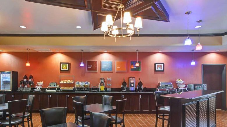 <b>Comfort Suites at Lake Worth Restaurant</b>. Images powered by <a href="https://iceportal.shijigroup.com/" title="IcePortal" target="_blank">IcePortal</a>.