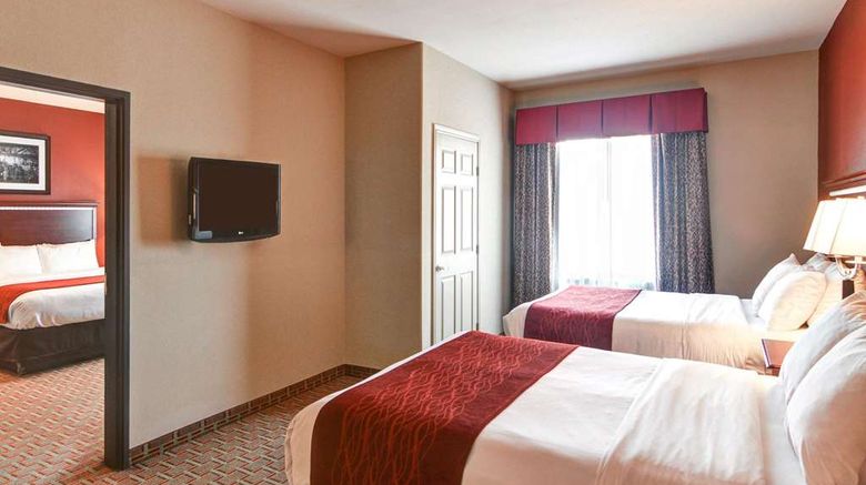 <b>Comfort Suites at Lake Worth Suite</b>. Images powered by <a href="https://iceportal.shijigroup.com/" title="IcePortal" target="_blank">IcePortal</a>.