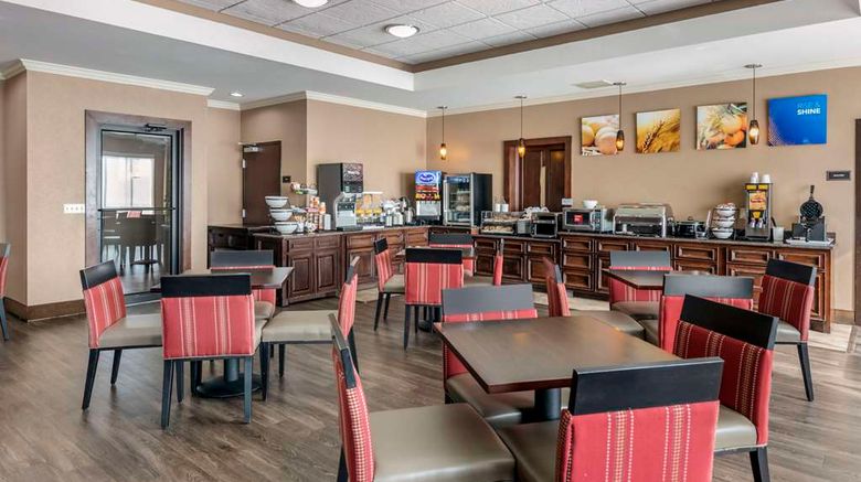 <b>Comfort Inn and Suites Fort Worth Restaurant</b>. Images powered by <a href="https://iceportal.shijigroup.com/" title="IcePortal" target="_blank">IcePortal</a>.