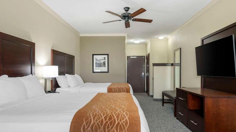 <b>Comfort Inn and Suites Fort Worth Room</b>. Images powered by <a href="https://iceportal.shijigroup.com/" title="IcePortal" target="_blank">IcePortal</a>.
