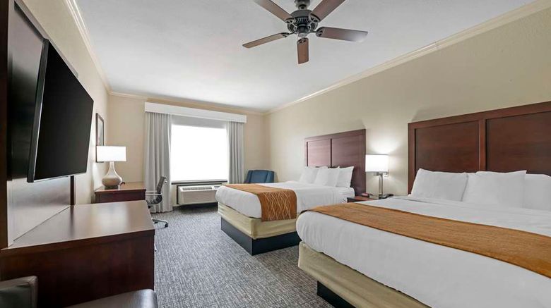 <b>Comfort Inn and Suites Fort Worth Room</b>. Images powered by <a href="https://iceportal.shijigroup.com/" title="IcePortal" target="_blank">IcePortal</a>.