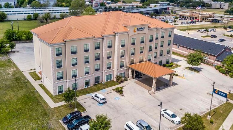<b>Comfort Inn and Suites Fort Worth Exterior</b>. Images powered by <a href="https://iceportal.shijigroup.com/" title="IcePortal" target="_blank">IcePortal</a>.