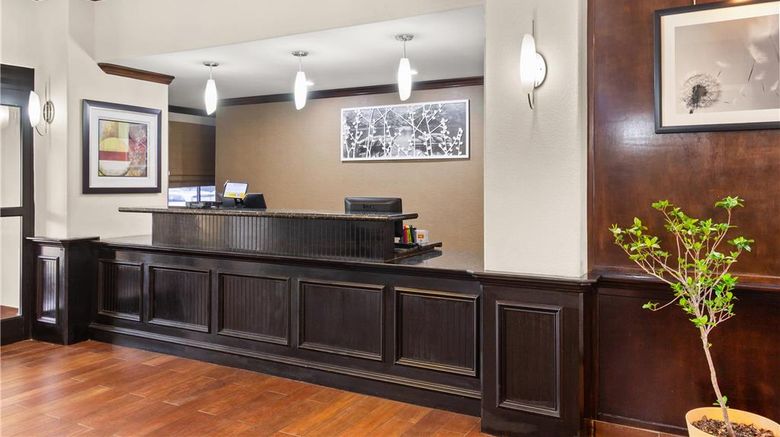 <b>Sleep Inn & Suites Bush Intercontinental Lobby</b>. Images powered by <a href="https://iceportal.shijigroup.com/" title="IcePortal" target="_blank">IcePortal</a>.