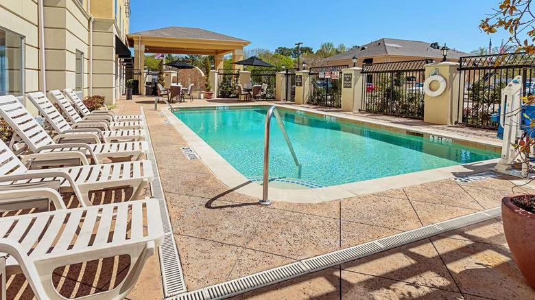 <b>Sleep Inn and Suites Tyler South Pool</b>. Images powered by <a href="https://iceportal.shijigroup.com/" title="IcePortal" target="_blank">IcePortal</a>.