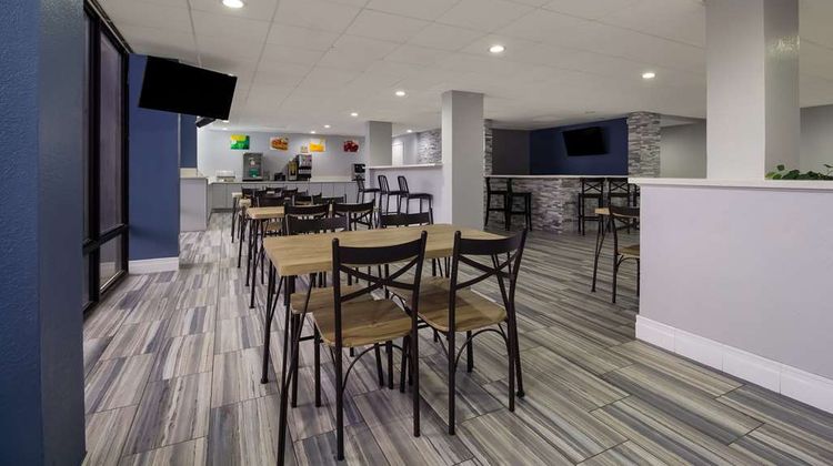 Quality Inn Houston East I-10 Restaurant
