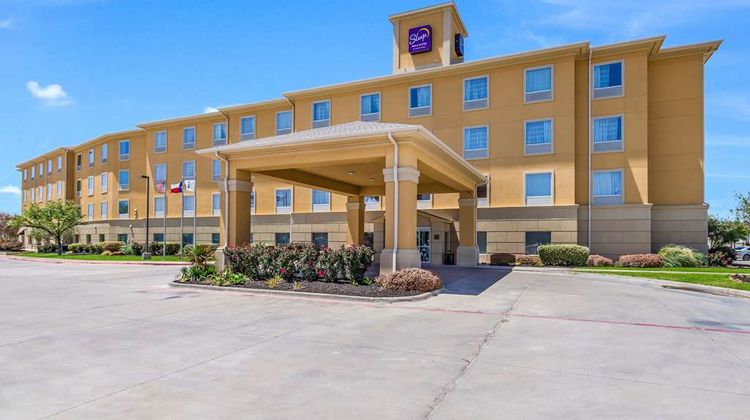 Sleep Inn & Suites Midland Exterior