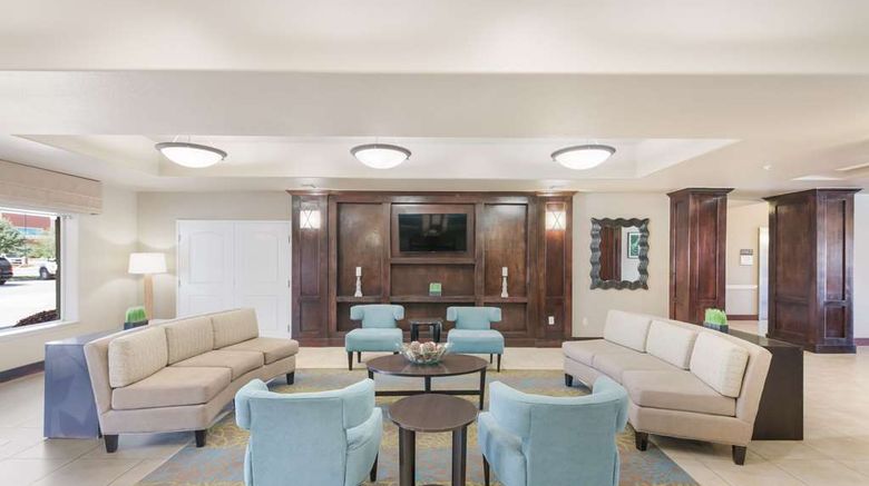 <b>Sleep Inn & Suites Midland Lobby</b>. Images powered by <a href="https://iceportal.shijigroup.com/" title="IcePortal" target="_blank">IcePortal</a>.
