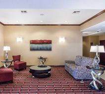 Comfort Inn & Suites Lobby