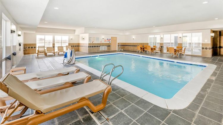 Comfort Suites Pecos Pool