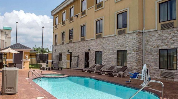 Sleep Inn & Suites Hotel Pool