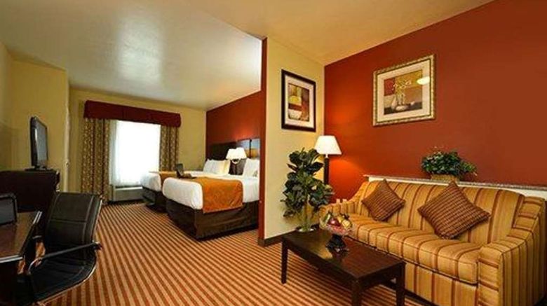 <b>Comfort Suites Bay City East Room</b>. Images powered by <a href="https://iceportal.shijigroup.com/" title="IcePortal" target="_blank">IcePortal</a>.