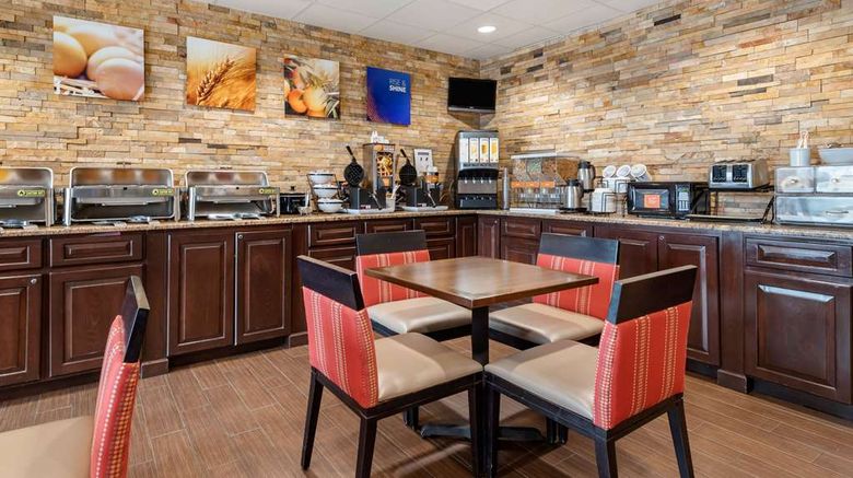 <b>Comfort Inn and Suites Lakeside Restaurant</b>. Images powered by <a href="https://iceportal.shijigroup.com/" title="IcePortal" target="_blank">IcePortal</a>.