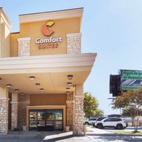 Comfort Suites