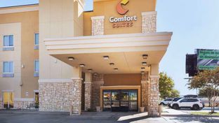 Comfort Suites