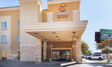 Comfort Suites
