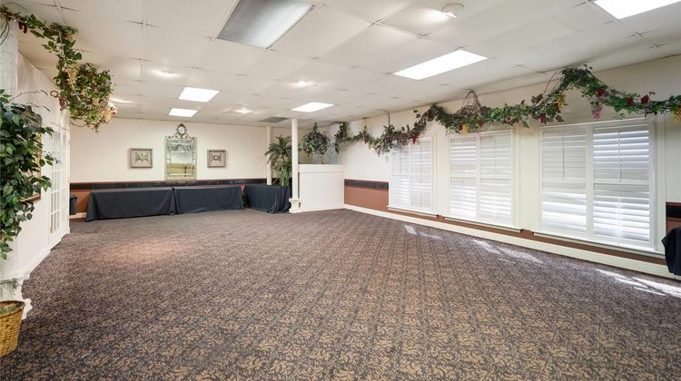 Quality Inn Lufkin Meeting