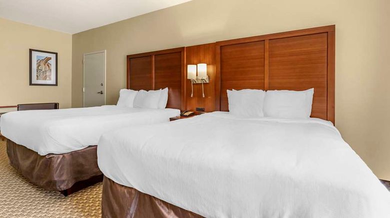 <b>Comfort Suites NW Near Six Flags Room</b>. Images powered by <a href="https://iceportal.shijigroup.com/" title="IcePortal" target="_blank">IcePortal</a>.