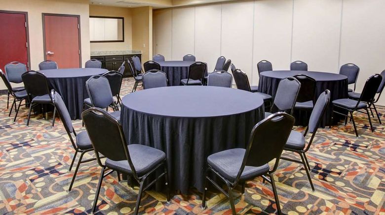 <b>Comfort Suites Meeting</b>. Images powered by <a href="https://iceportal.shijigroup.com/" title="IcePortal" target="_blank">IcePortal</a>.
