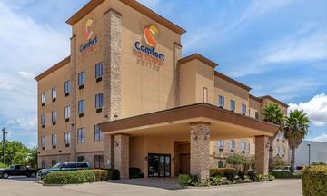 Comfort Suites