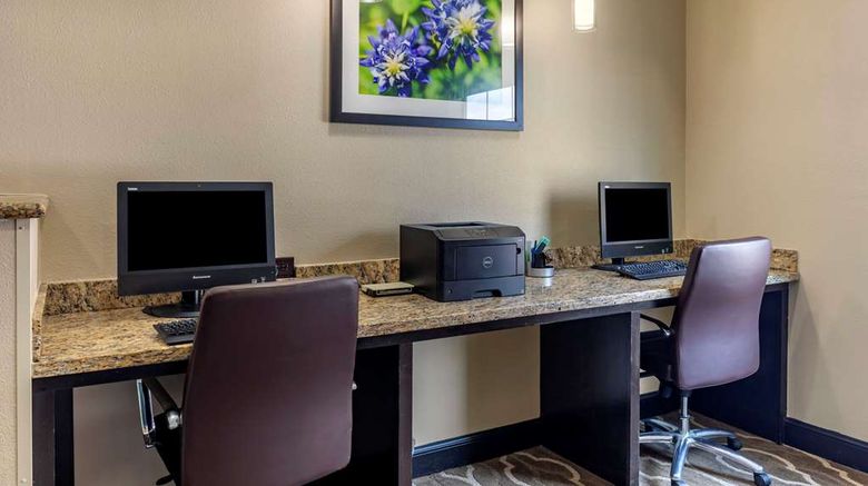 <b>Comfort Inn And Suites Paris Other</b>. Images powered by <a href="https://iceportal.shijigroup.com/" title="IcePortal" target="_blank">IcePortal</a>.