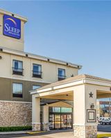 Sleep Inn & Suites
