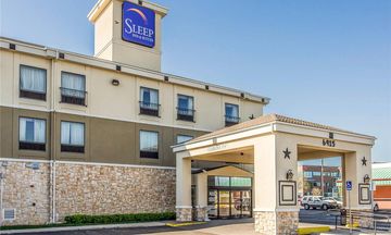 Sleep Inn & Suites