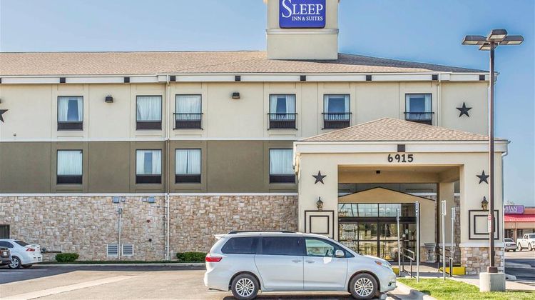 Sleep Inn & Suites Exterior