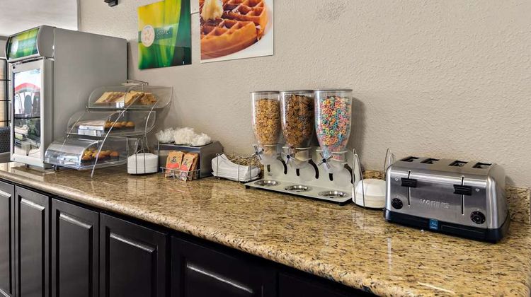 Quality Inn & Suites Weatherford Restaurant