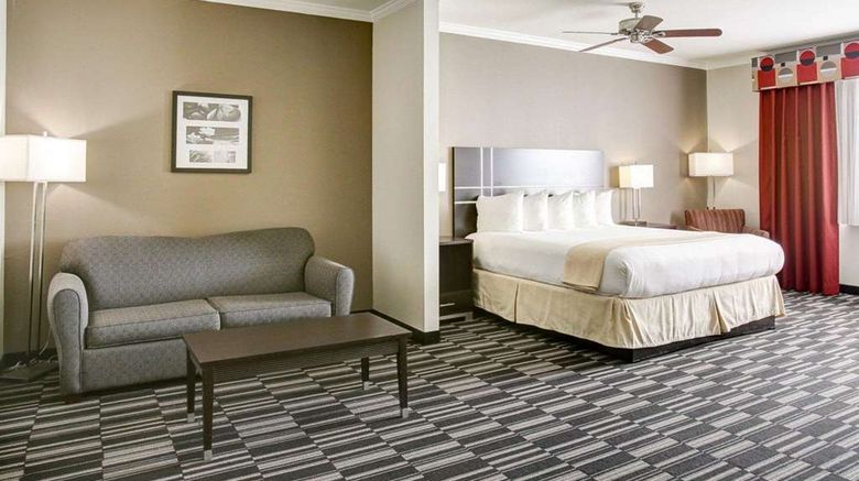<b>Quality Inn & Suites Bryan Suite</b>. Images powered by <a href="https://iceportal.shijigroup.com/" title="IcePortal" target="_blank">IcePortal</a>.