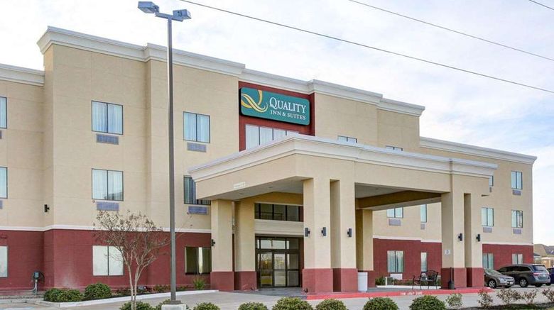 <b>Quality Inn & Suites Bryan Exterior</b>. Images powered by <a href="https://iceportal.shijigroup.com/" title="IcePortal" target="_blank">IcePortal</a>.