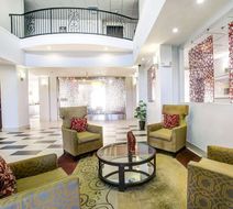 Quality Inn & Suites Bryan Lobby