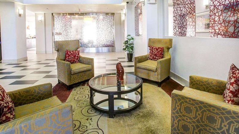 <b>Quality Inn & Suites Bryan Lobby</b>. Images powered by <a href="https://iceportal.shijigroup.com/" title="IcePortal" target="_blank">IcePortal</a>.