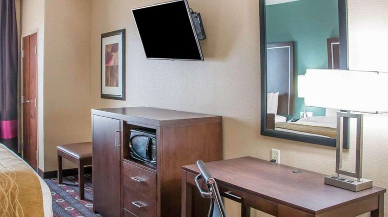 <b>Comfort Inn San Marcos Suite</b>. Images powered by <a href="https://iceportal.shijigroup.com/" title="IcePortal" target="_blank">IcePortal</a>.