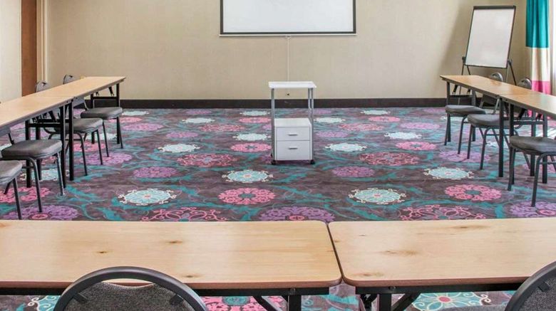 <b>Comfort Inn San Marcos Meeting</b>. Images powered by <a href="https://iceportal.shijigroup.com/" title="IcePortal" target="_blank">IcePortal</a>.