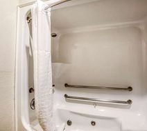 Quality Inn & Suites Room