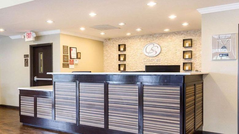 <b>Comfort Suites Westbelt - Beltway 8 Lobby</b>. Images powered by <a href="https://iceportal.shijigroup.com/" title="IcePortal" target="_blank">IcePortal</a>.